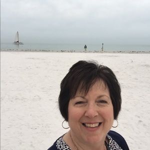 Meet your Posher, Joni